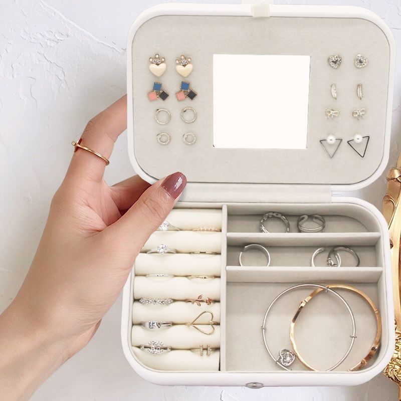 Portable Quadrat Mini Schmuck Reisetasche Ringe Ohrringe Halskette Hochzeitsfeier Geschenkbox