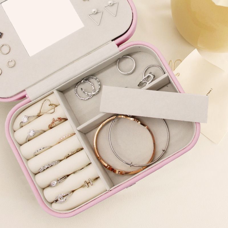 Portable Quadrat Mini Schmuck Reisetasche Ringe Ohrringe Halskette Hochzeitsfeier Geschenkbox