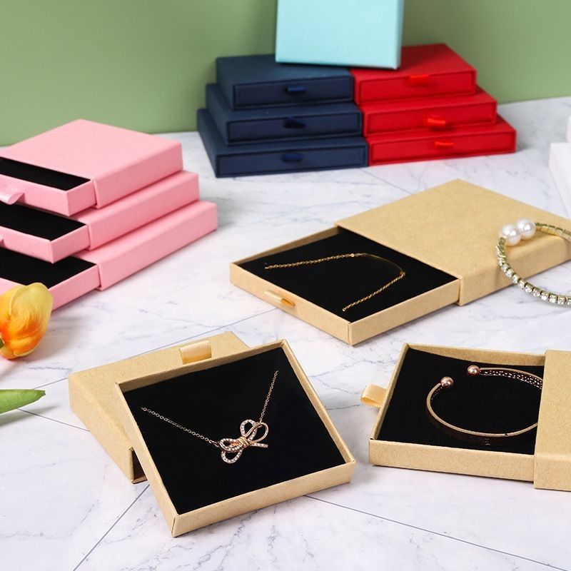 Portable Quadrat Mini Schmuck Reisetasche Ringe Ohrringe Halskette Hochzeitsfeier Geschenkbox