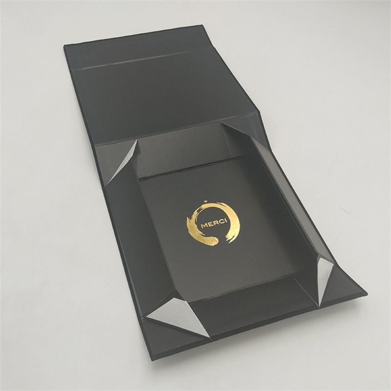 Kleidung Verpackung Maßgeschneiderte Hemden Bekleidung Schmuck Klappband Vorschlag Magnetische Geschenkkartonbox Recyclingmaterialien