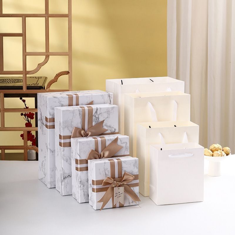 Zweiseitiges Drucken Kosmetik Hochzeitsfest Parfum Karton Papier Verpackung Geschenkkarton Maßgeschneiderte Versandboxen mit Deckel