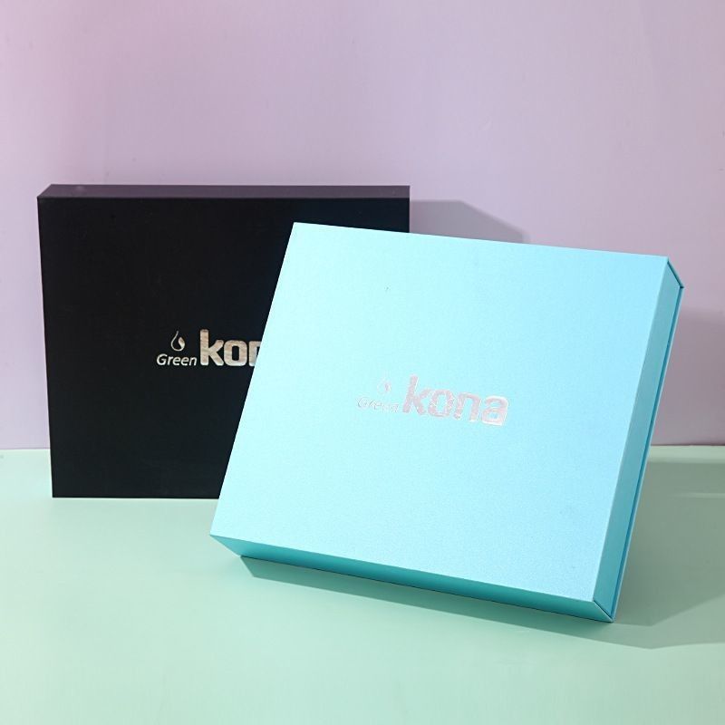 Massivfarbige Magnetverpackungskiste Mattelaminierte Klappbare Steifkarton Geschenkbox